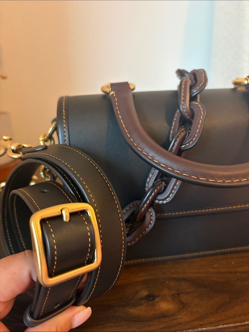Coach 1941 rogue Top-Handle Satchel black ox blood - Picture 2 of 12